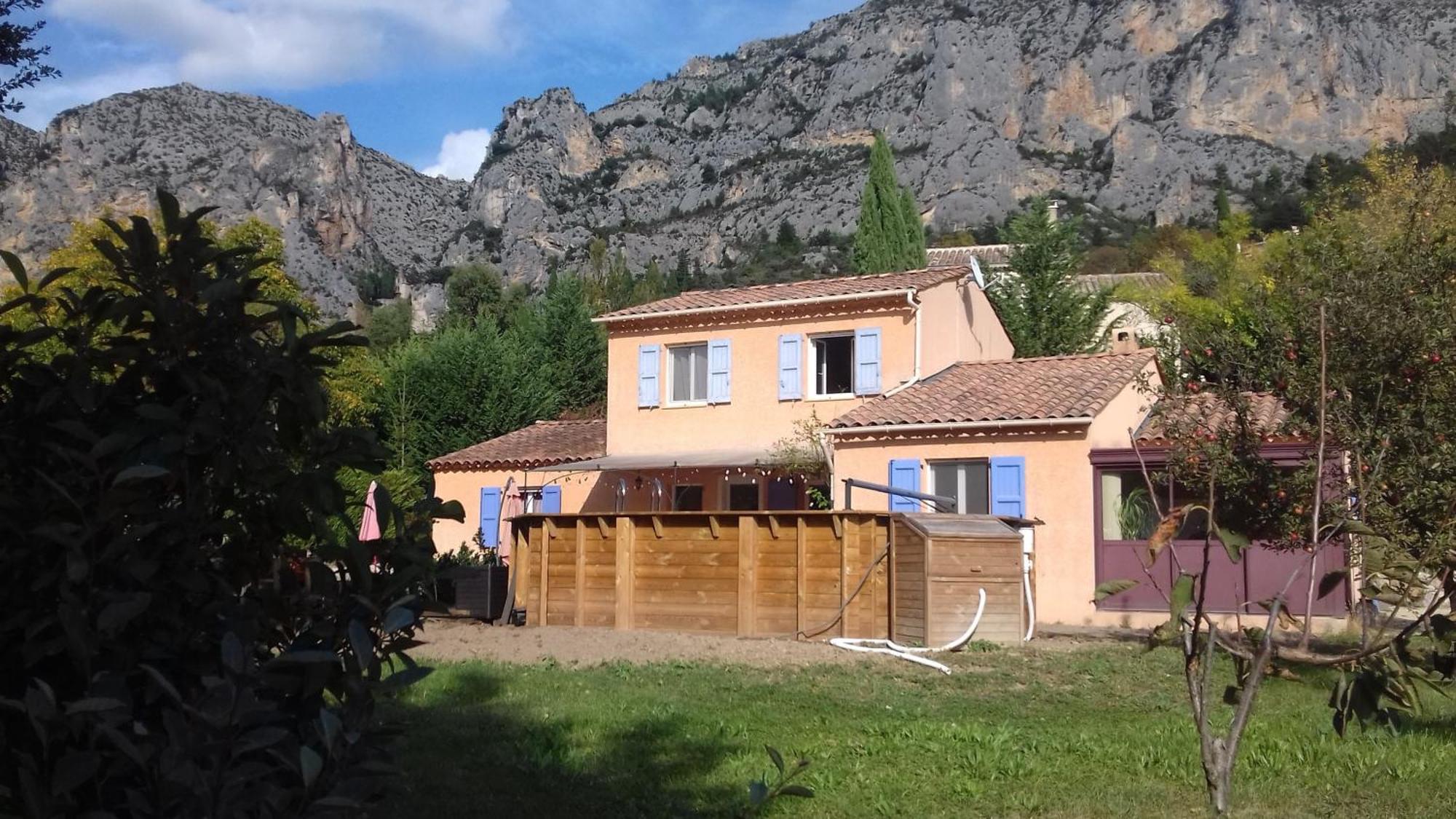 Chambre d'Hôtes L'Odalyre Moustiers-Sainte-Marie Exterior foto